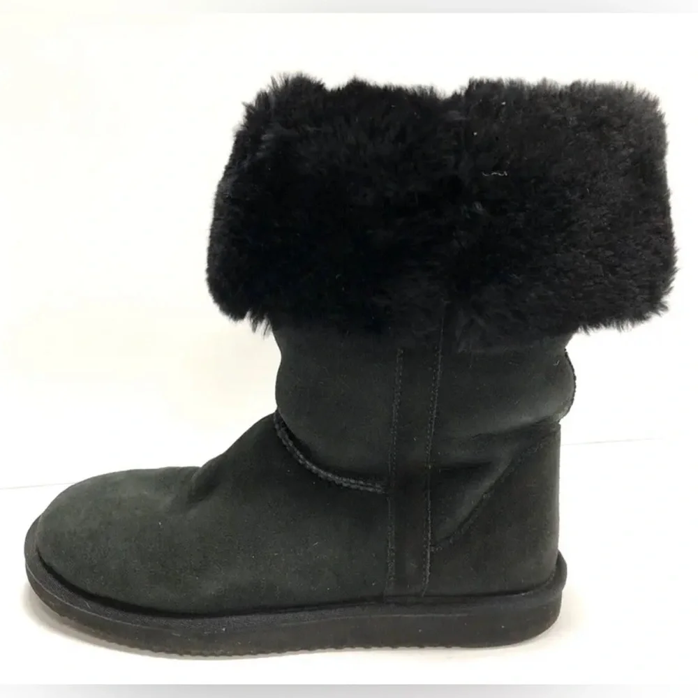 UGG Women's Fluff Mini Boot Black Suede Size 7 M